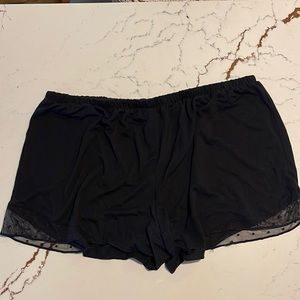 Victoria’s Secret Sleep Short